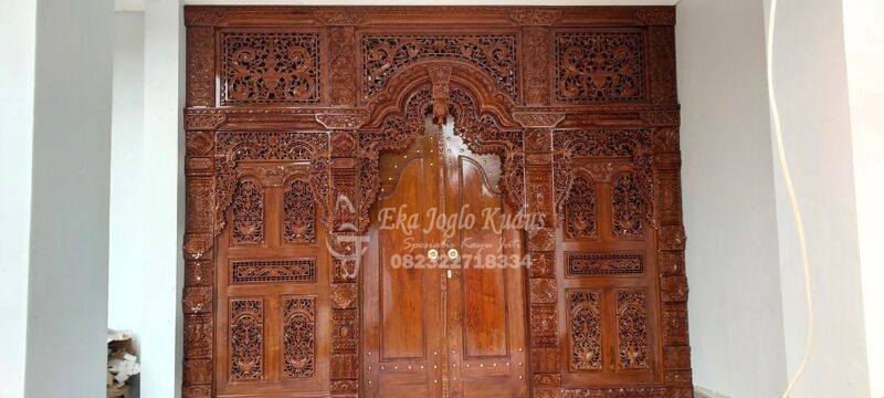 Gebyok Eka Joglo Kudus | joglokudus.com