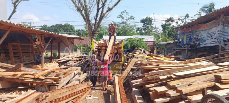 Galeri Eka Joglo Kudus | joglokudus.com