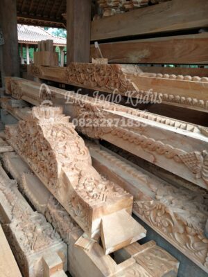 Joglo 30 x 30 | joglokudus.com